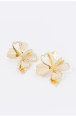 METAL FLOWER EARRINGS - Image 3